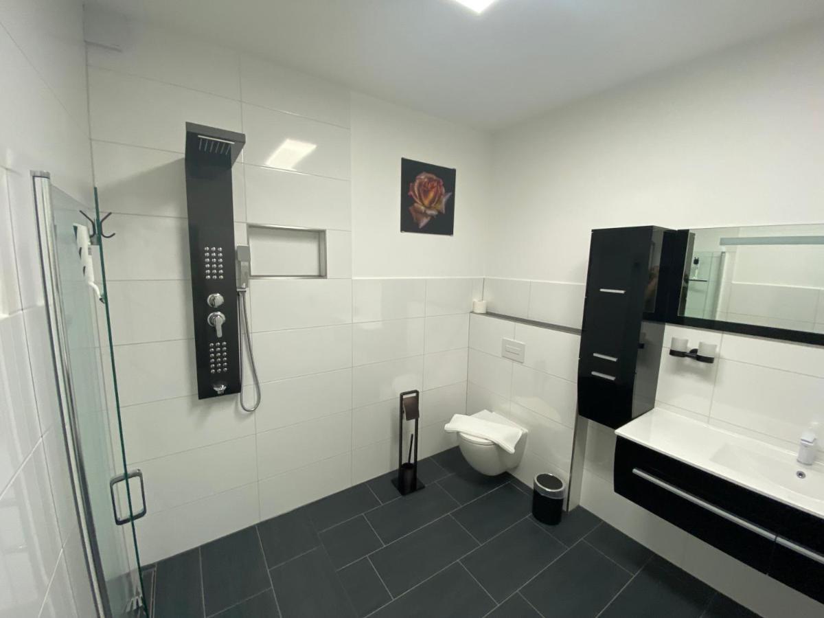 Apartments Saaldorf-Ferienhaus Mit 6 Apartments 45Qm-120Qm Direkt Am Thueringer Meer-Bleilochtalsperre 바트 로벤슈타인 외부 사진