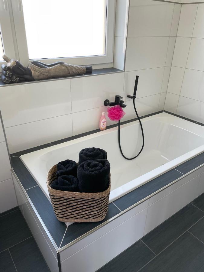 Apartments Saaldorf-Ferienhaus Mit 6 Apartments 45Qm-120Qm Direkt Am Thueringer Meer-Bleilochtalsperre 바트 로벤슈타인 외부 사진
